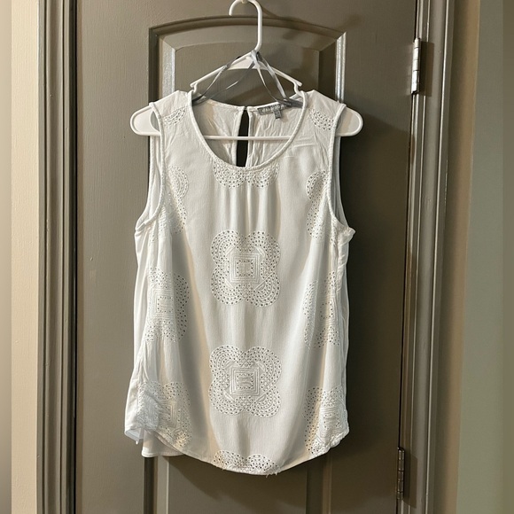 Daniel Rainn White Sleeveless Blouse - Picture 1 of 6